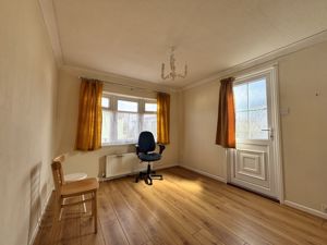 Sitting Room- click for photo gallery